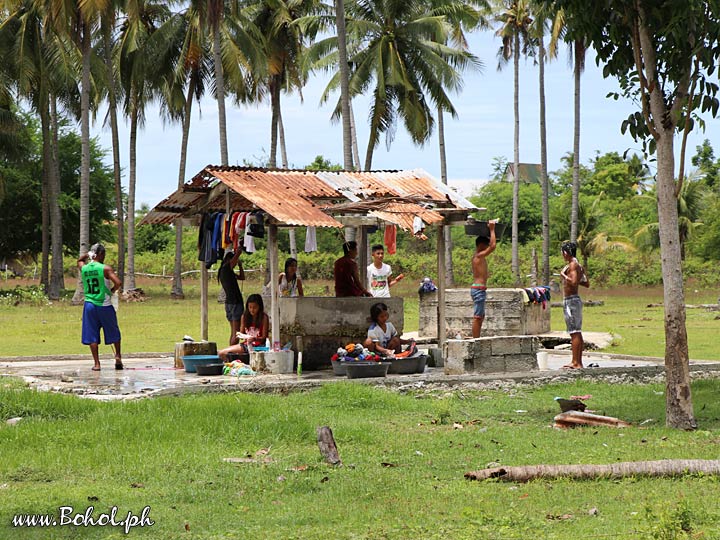 Washing at the well