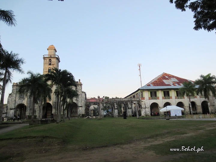 Alburquerque Church