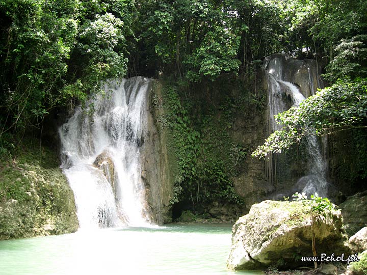 Pahangog twin Falls