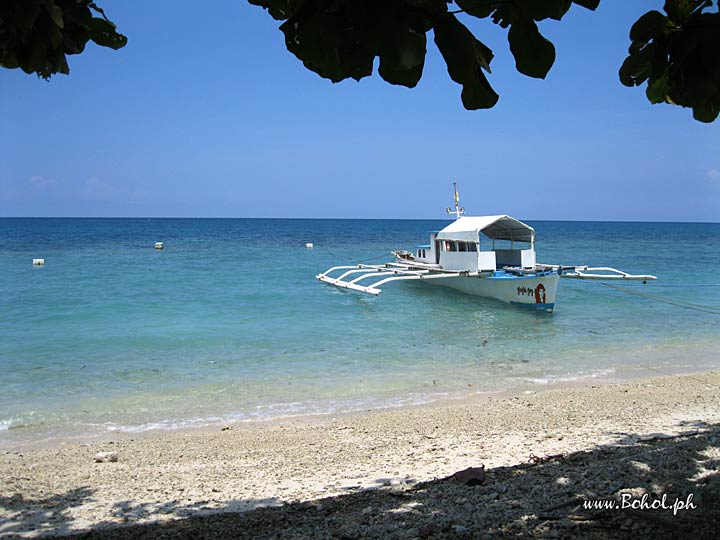 Aquining Beach