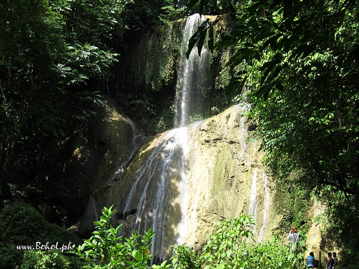 Kawasan Waterfall