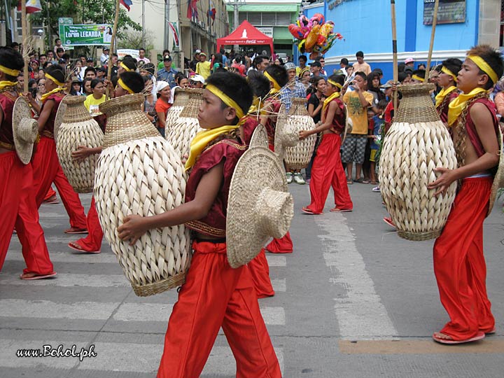 Sandugo Street Dancing