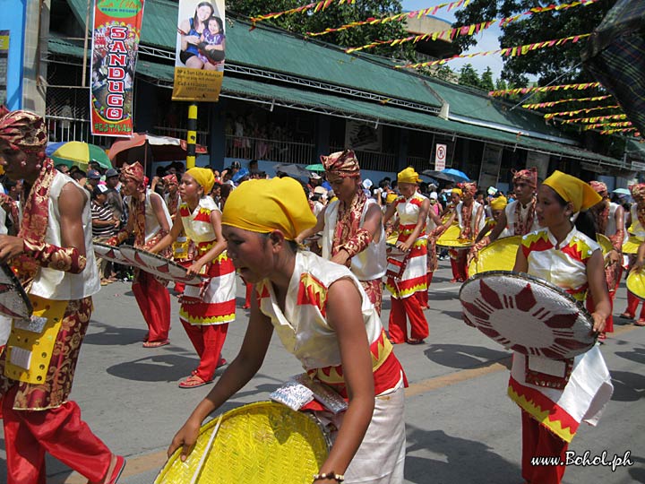 Sandugo Street Dancing