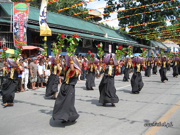 Sandugo Street Dancing