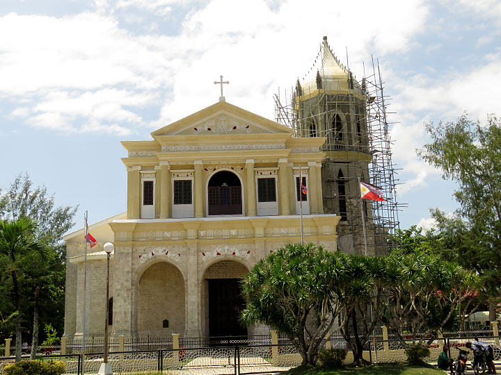 Dauis Church