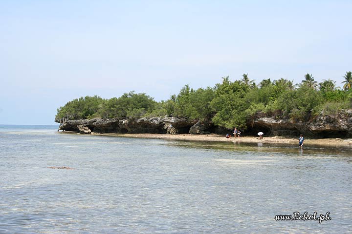 Pamilacan island