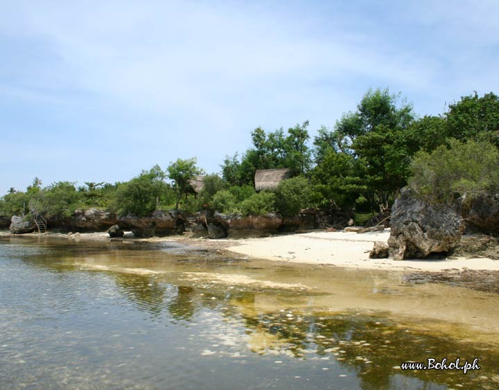 Pamilacan island